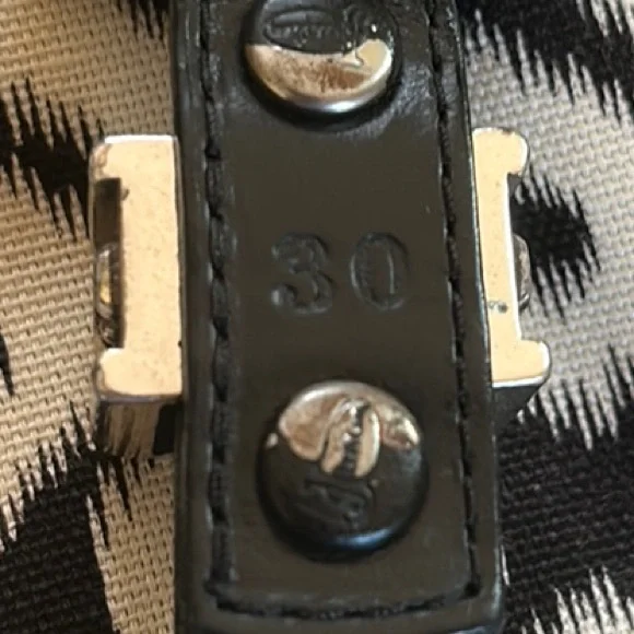 Justin Two-Tone Belt With Silver Concho - Picture 6 of 9